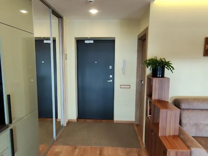 Franny's Bees Apartman *